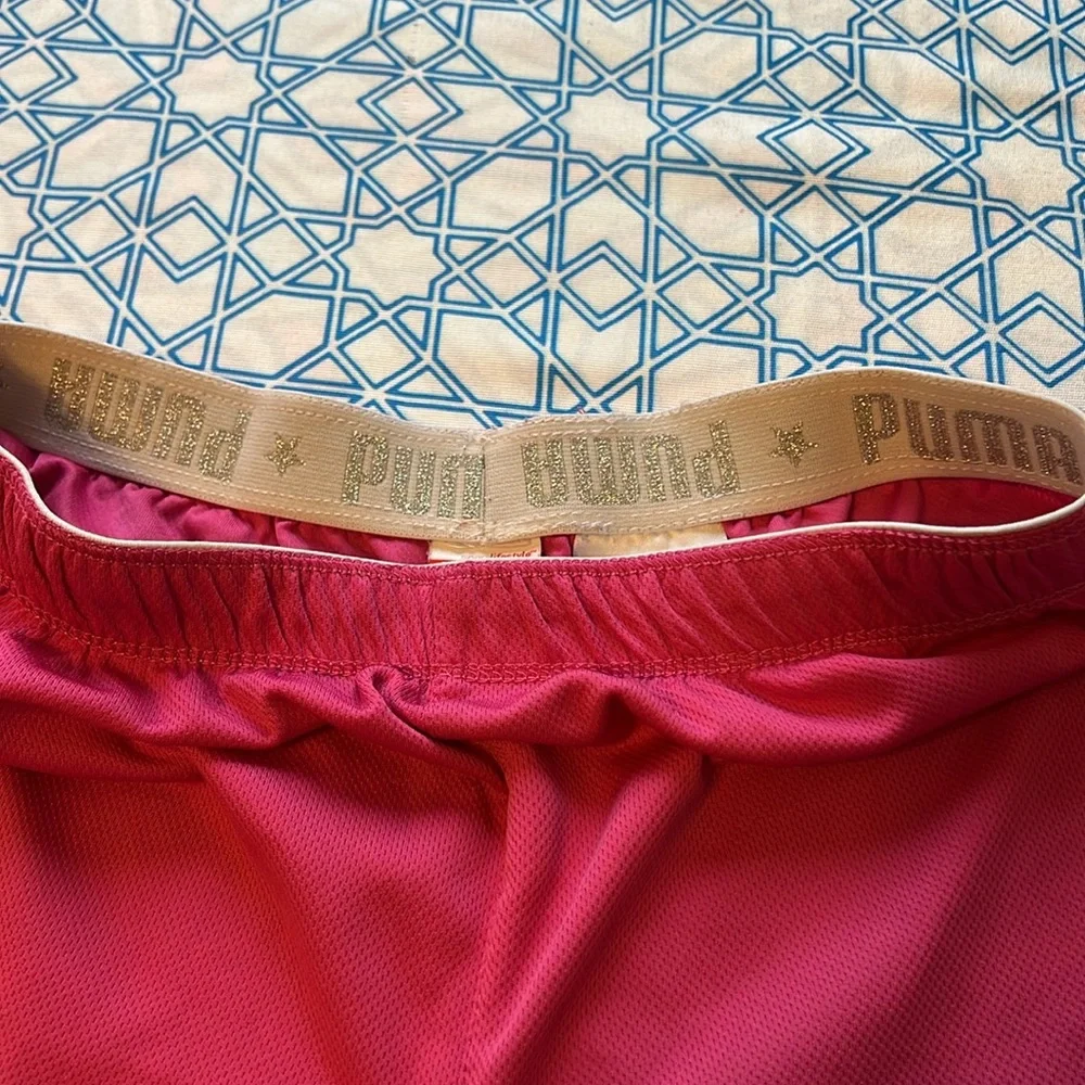Girls Shorts. Puma. Pink. Size M - Picture 8 of 13